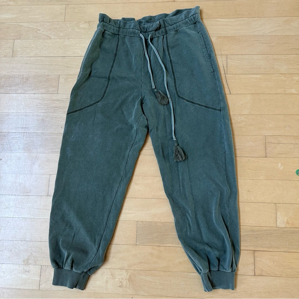 7 For All Mankind Joggers - Green - Size LARGE